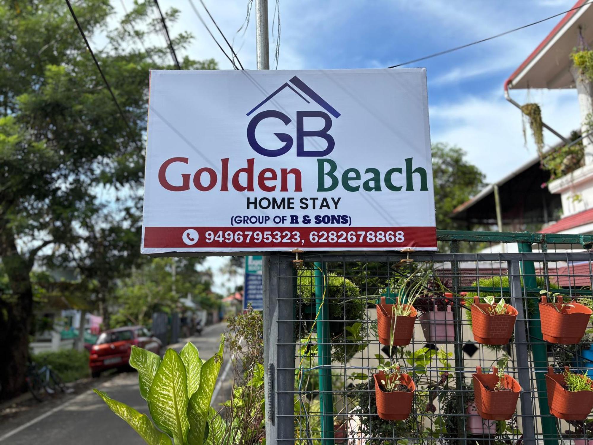 Golden Beach Home Stay アーラップーザ県 エクステリア 写真