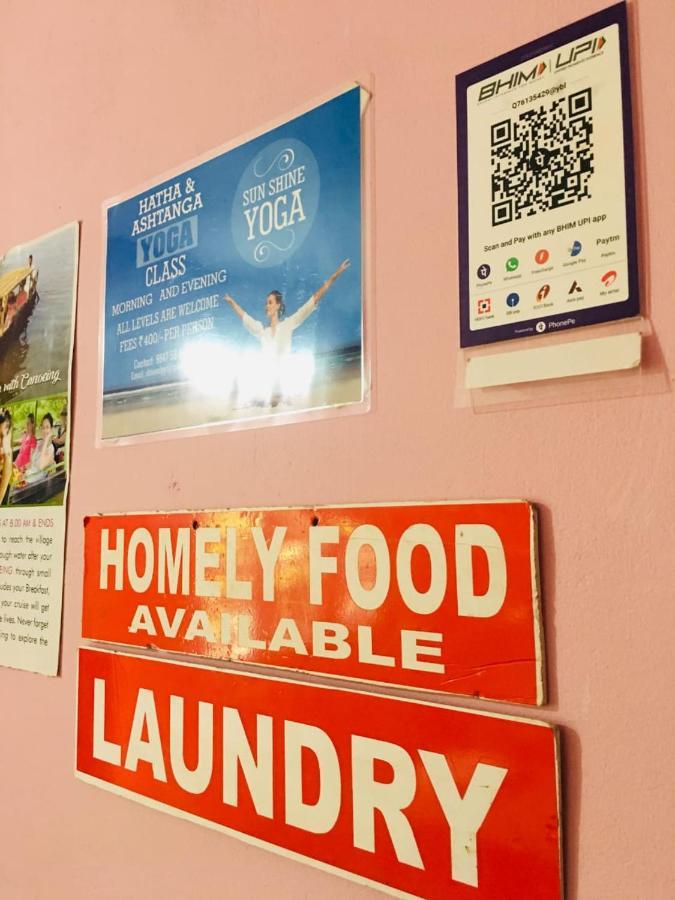 Golden Beach Home Stay アーラップーザ県 エクステリア 写真